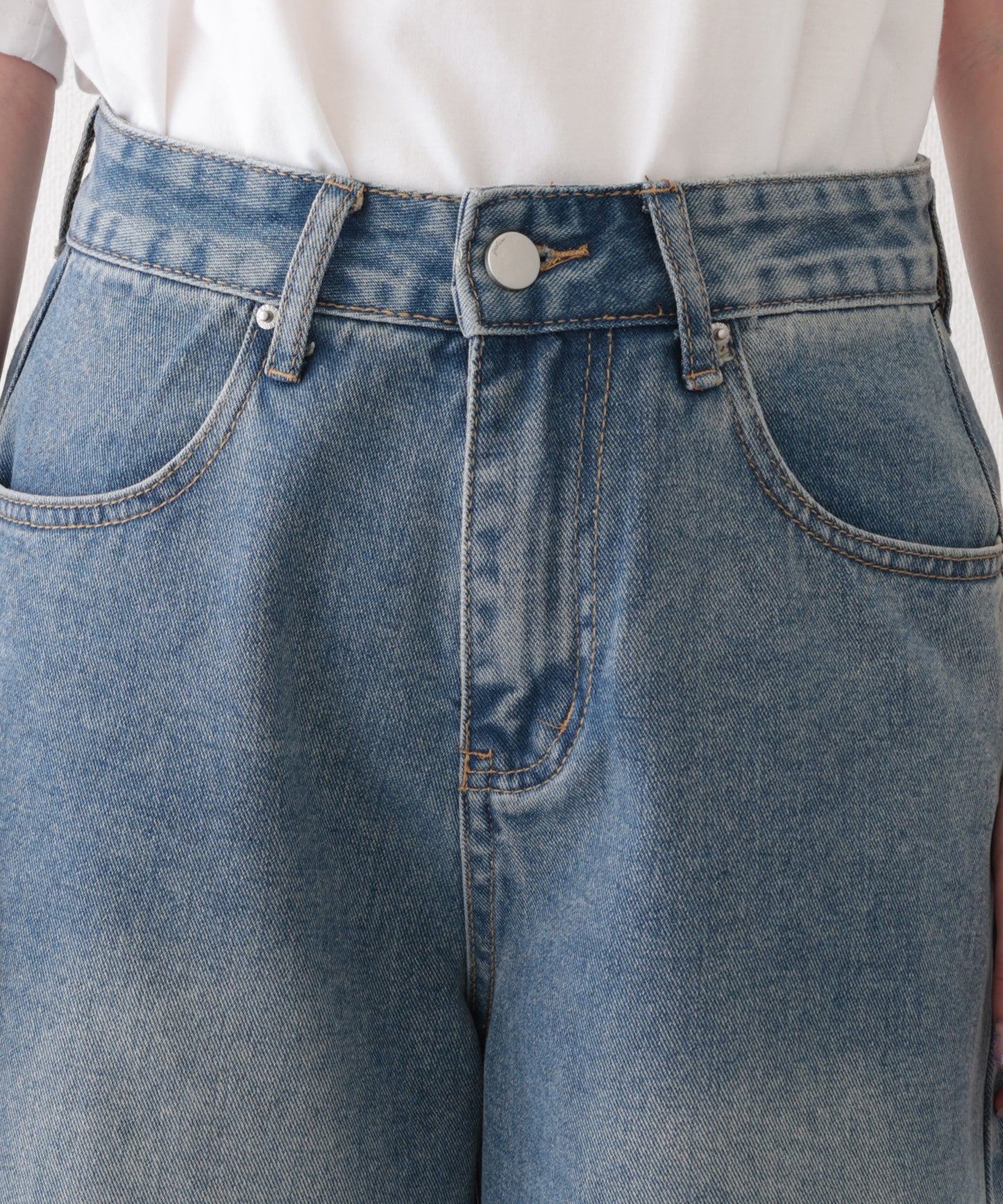 ウォッシュ加工 ユニーク ハイウエスト6分丈 デニムパンツ