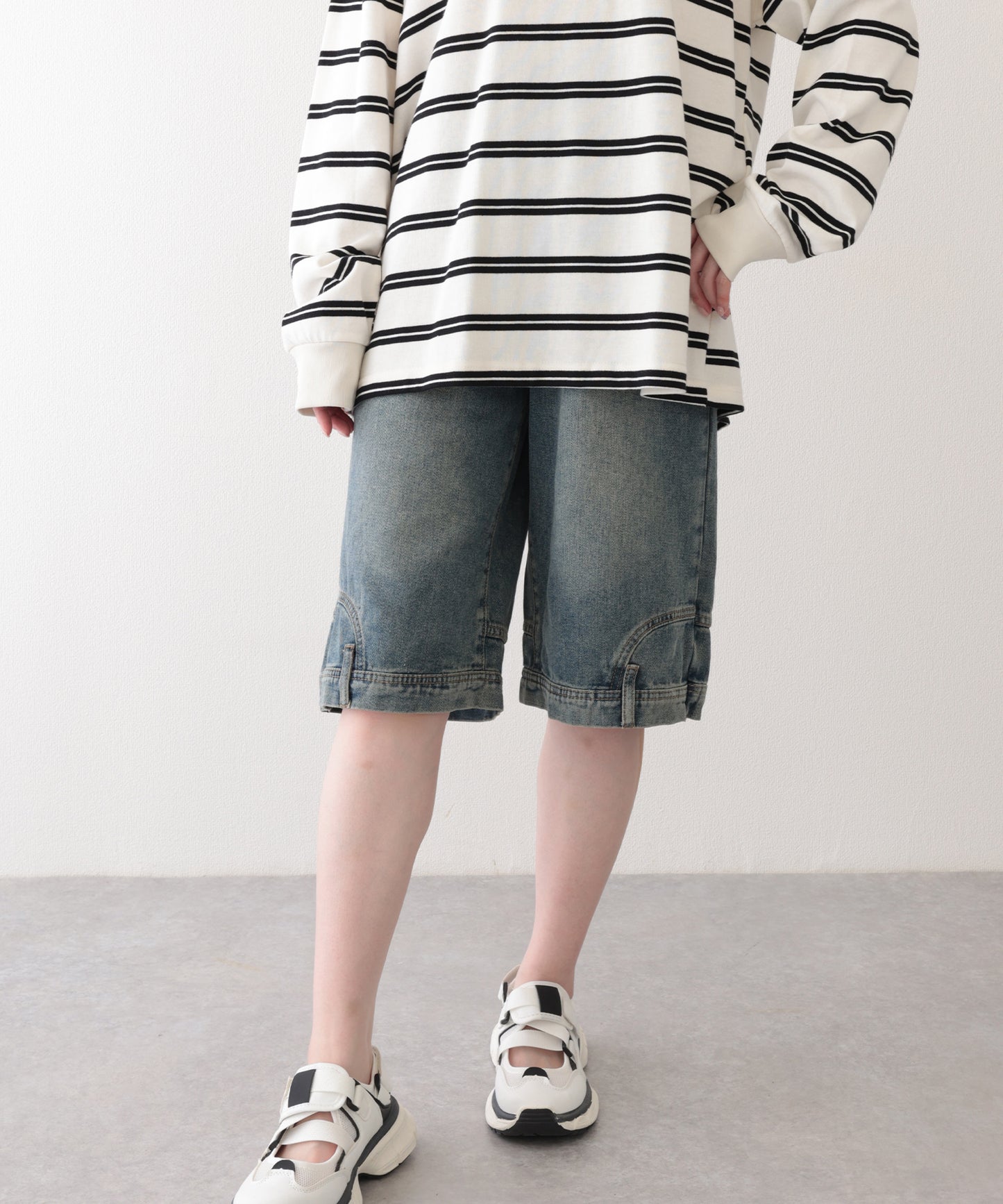 ウォッシュ加工 ユニーク ハイウエスト6分丈 デニムパンツ