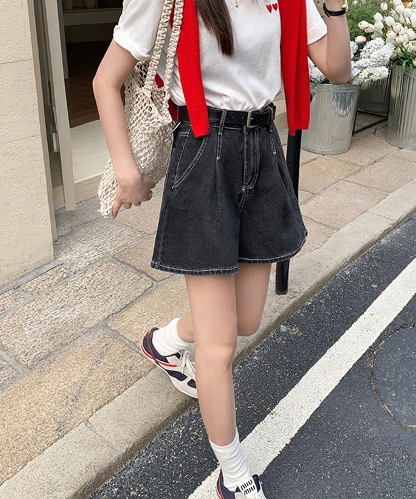 タック ステッチ入り ハイウエスト Aライン デニム ショートパンツ