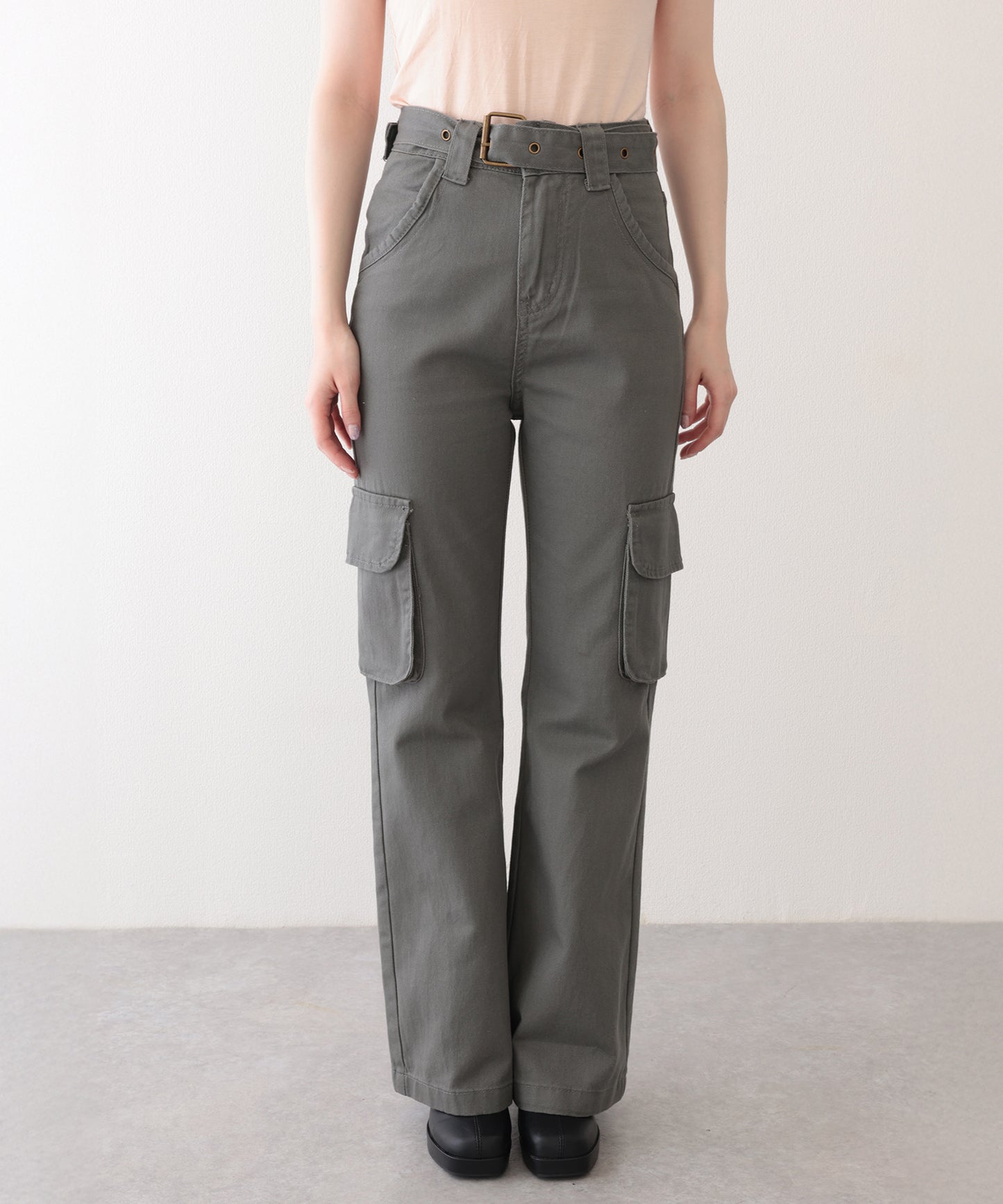 ハトメ ベルト付き ハイウエスト フレア カーゴパンツ