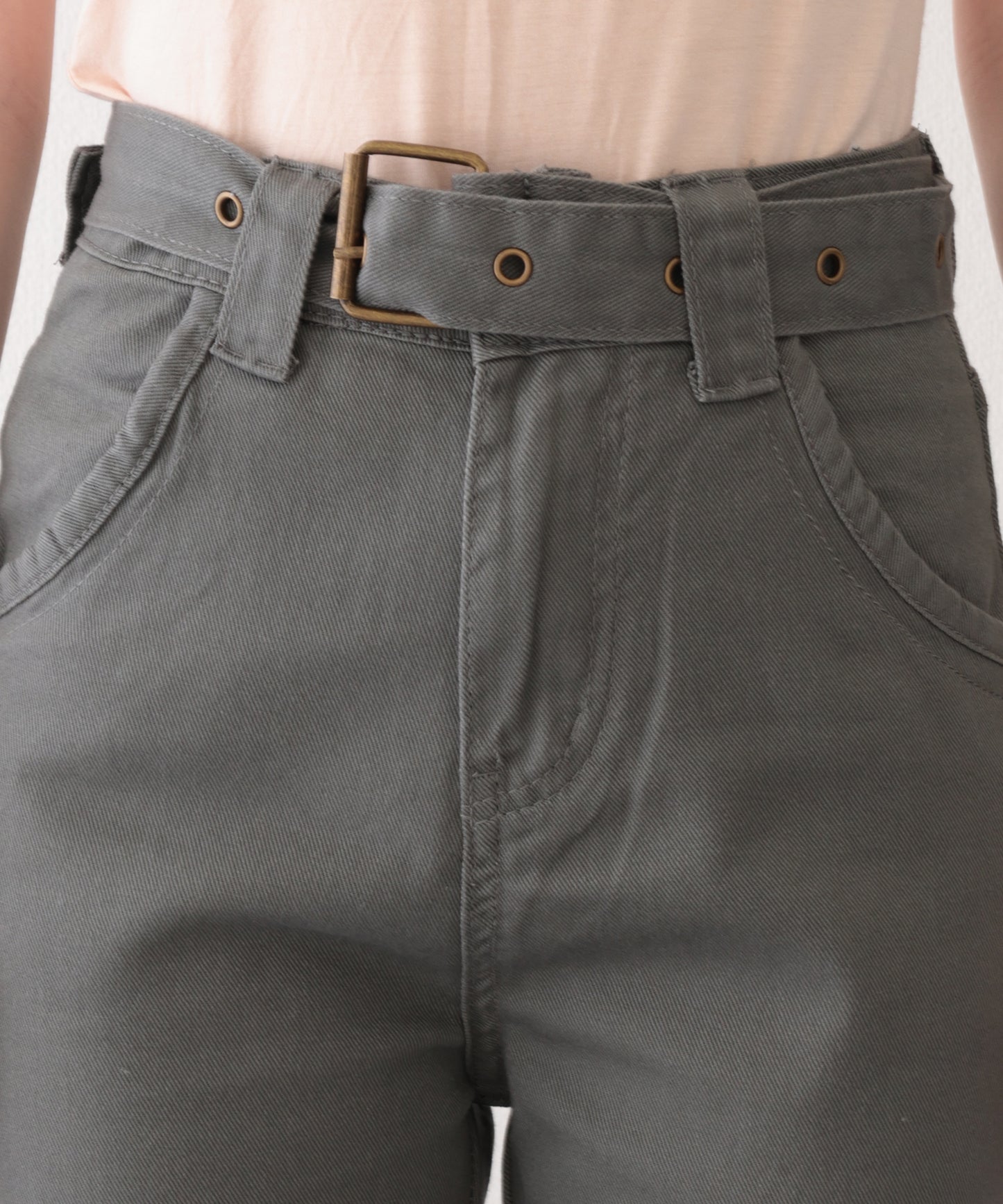 ハトメ ベルト付き ハイウエスト フレア カーゴパンツ