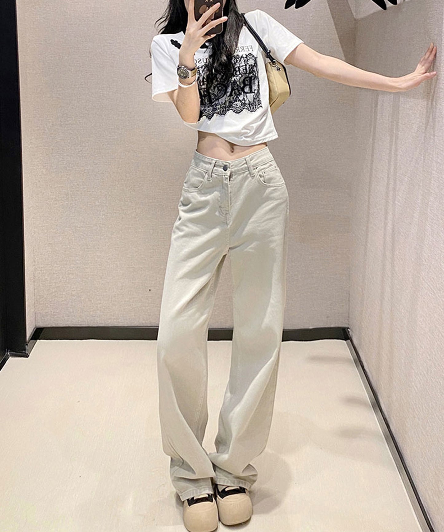 ハイウエスト ベーシック レザー調パッチ付き ストレート デニムパンツ