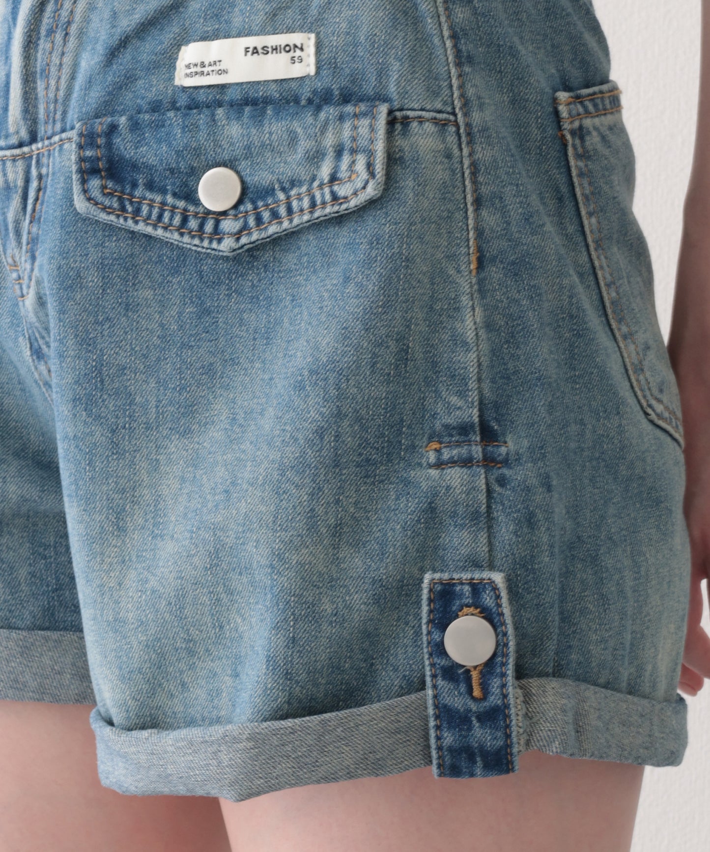 ハイウエスト ポケット付き ロールアップ デニム Aライン ショートパンツ