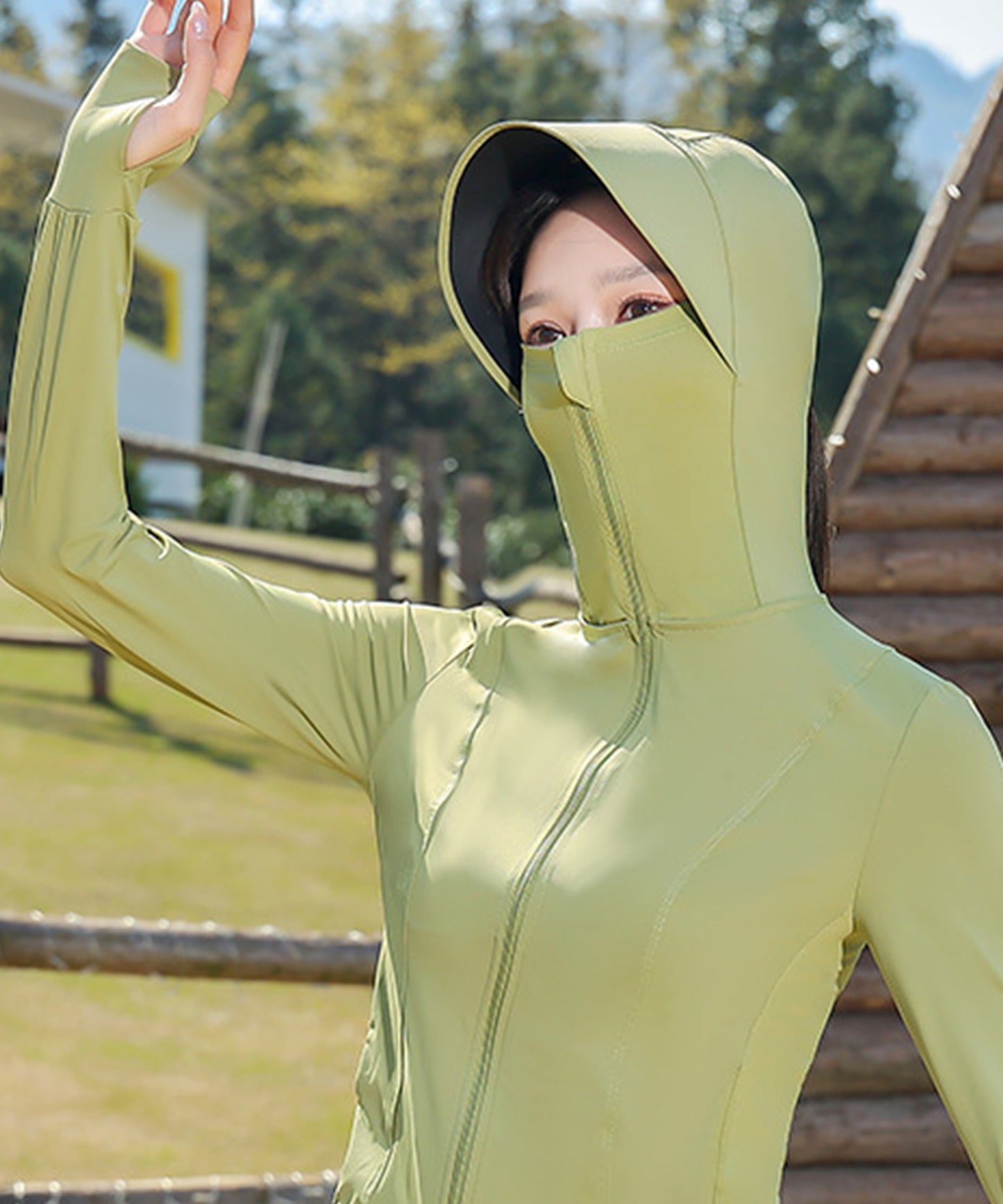 ウエスト シェイプ コンパクト ジップアップ ラッシュガード