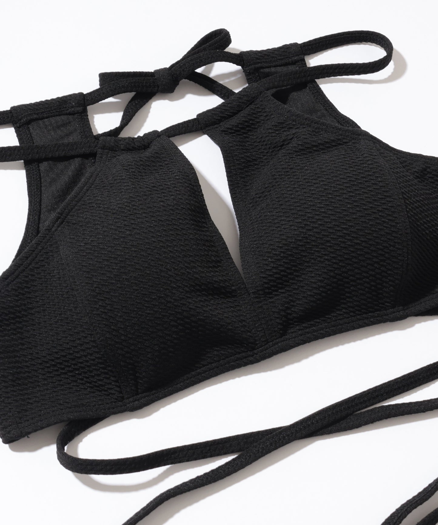 【2点セット】ソリッドカラー カットアウト ロング ストラップ ビキニ