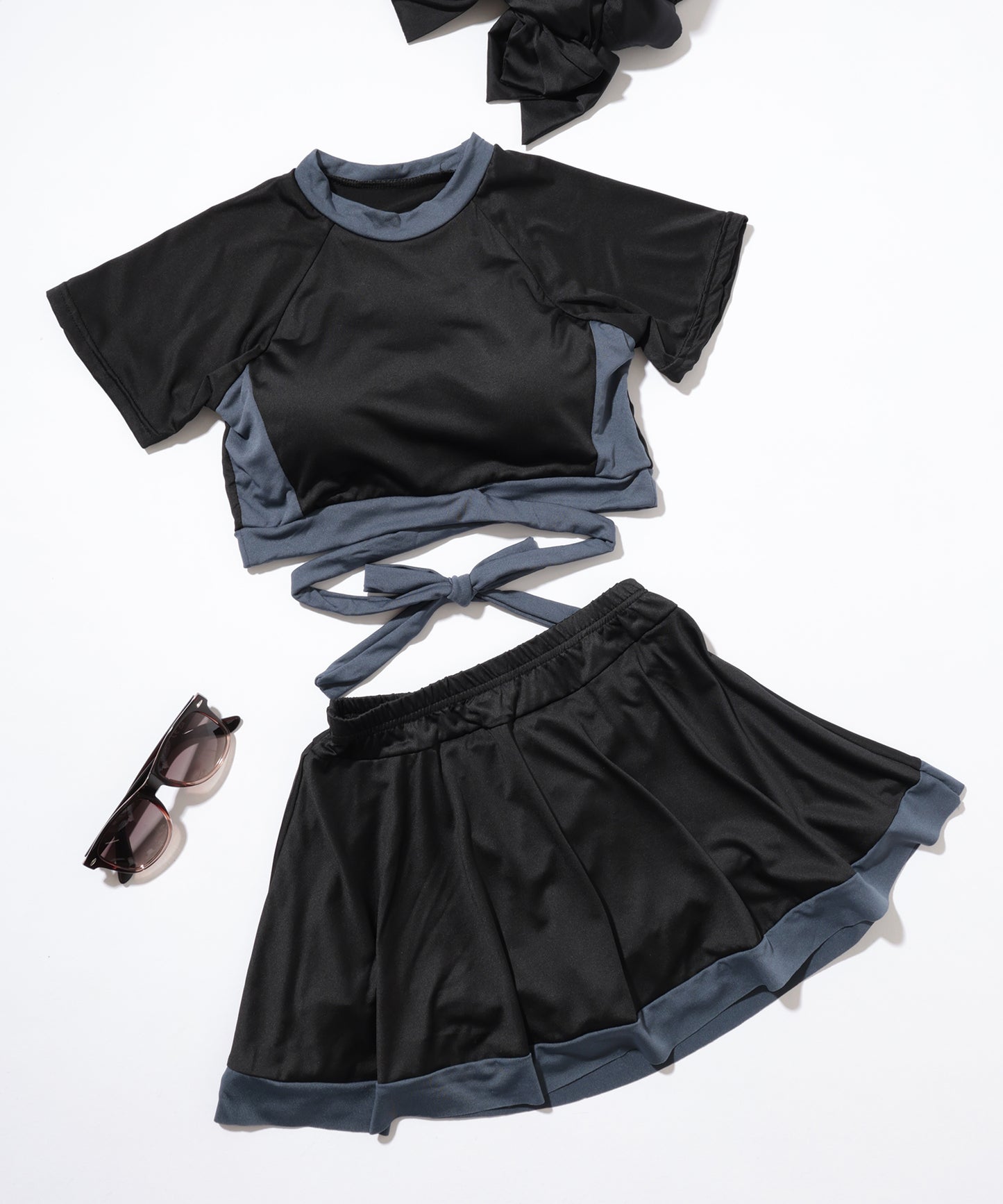 【2点セット】バイカラー ツイスト Tシャツ風 タンキニ