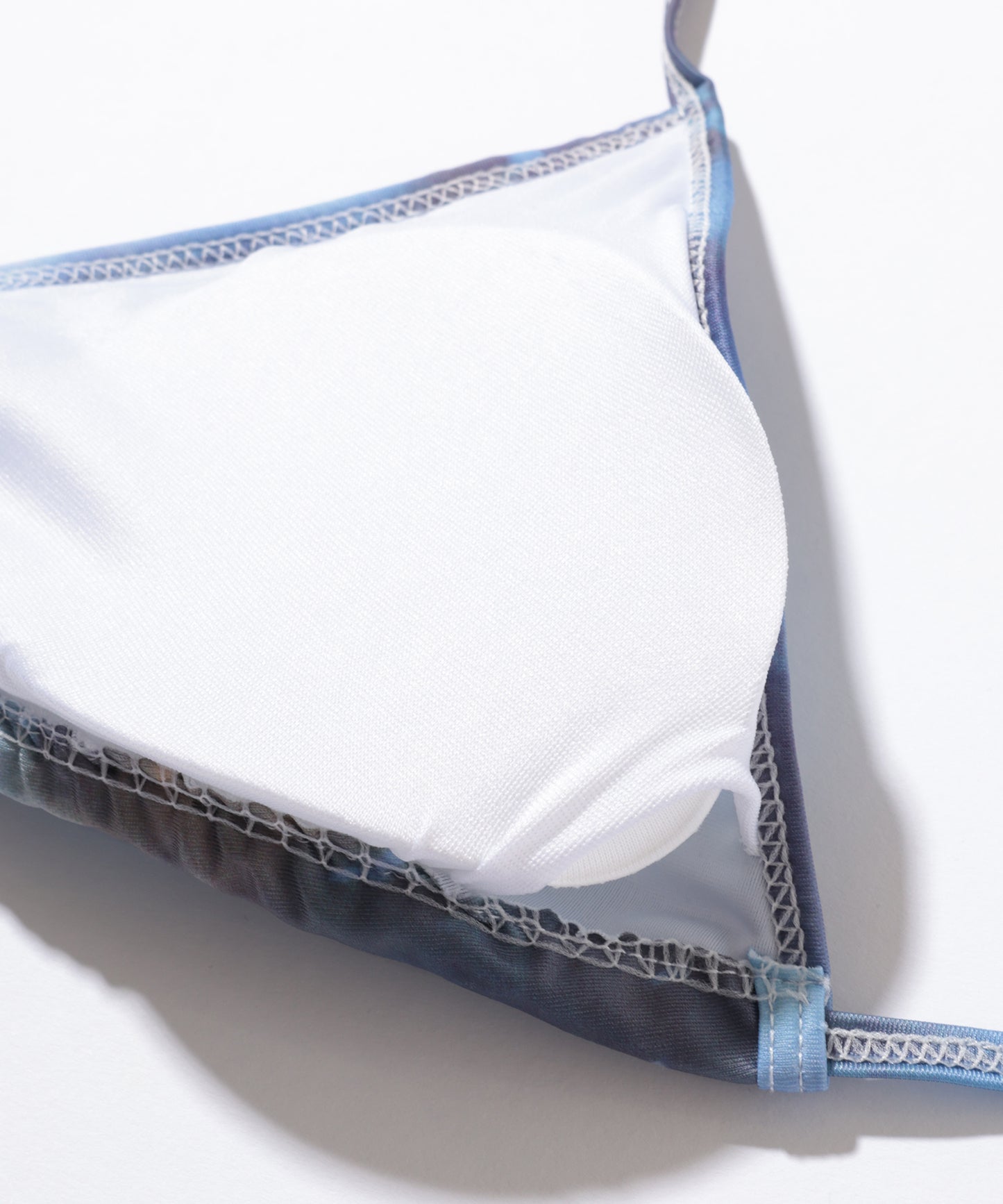 【4点セット】グラデーション プリント カバーアップ パレオ付き ビキニ