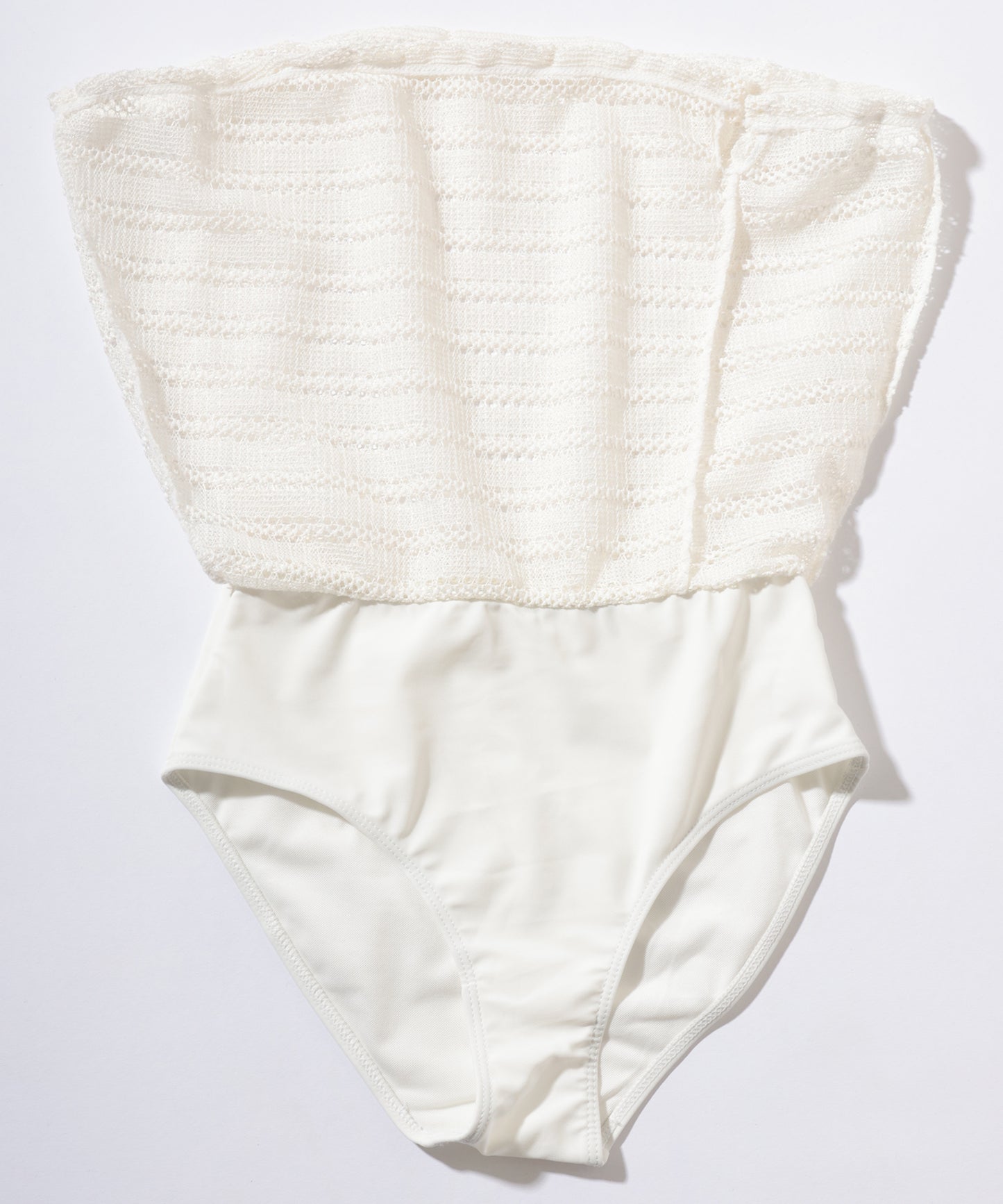 【2点セット】パンチングレース スカート付き ビキニ 水着