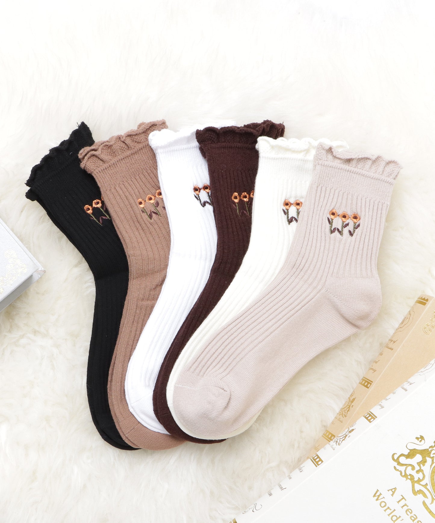 【6色組】 ワンポイント花柄刺繍ショートソックスセット