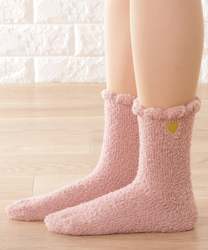 【8足セット】ハート刺繍付きふわもこショートソックス