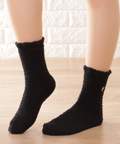 【8足セット】ハート刺繍付きふわもこショートソックス