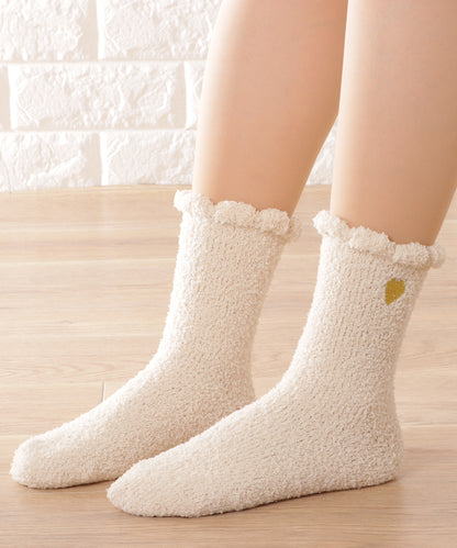 【8足セット】ハート刺繍付きふわもこショートソックス