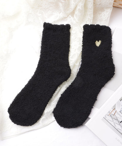 【8足セット】ハート刺繍付きふわもこショートソックス