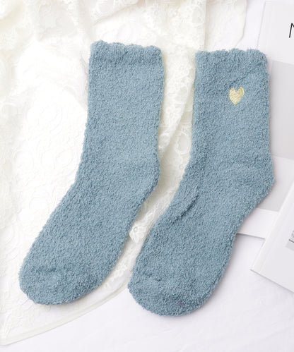 【8足セット】ハート刺繍付きふわもこショートソックス