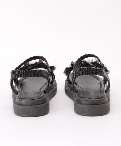 花モチーフ付き編みストラップサンダル