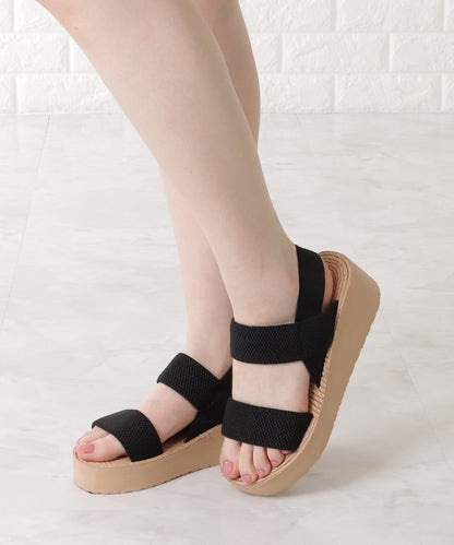 厚底シンプルウエッジストラップサンダル