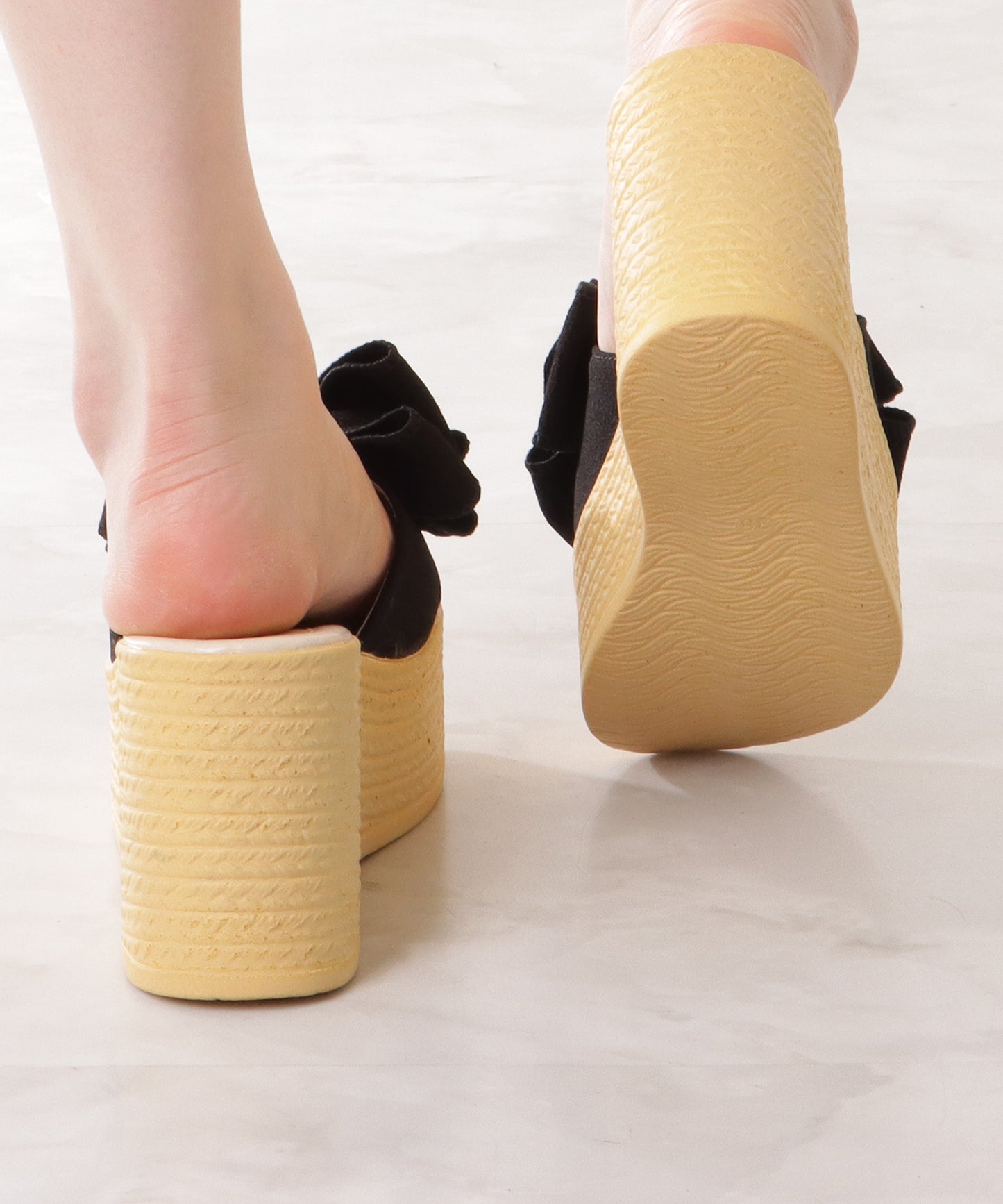 ビッグリボン パイピング 厚底 ウエッジ サンダル