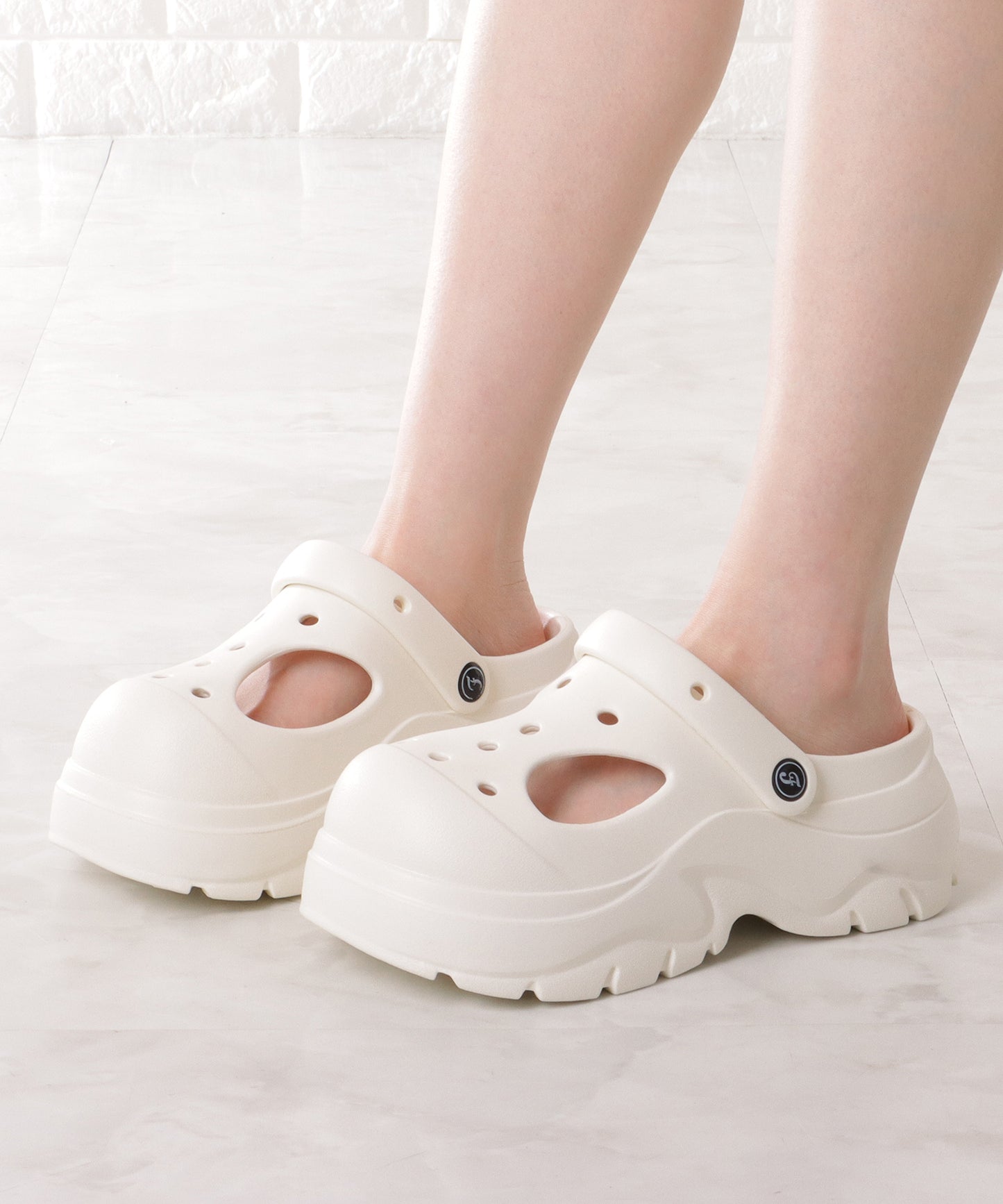 ソリッドカラー カットアウト 2WAY クロッグ サンダル