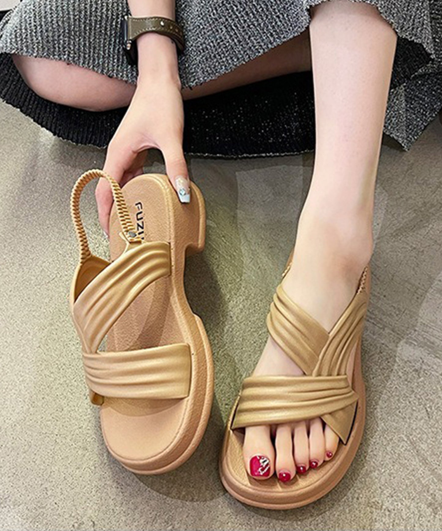 アシンメトリー バックストラップ 厚底 プラットフォーム サンダル