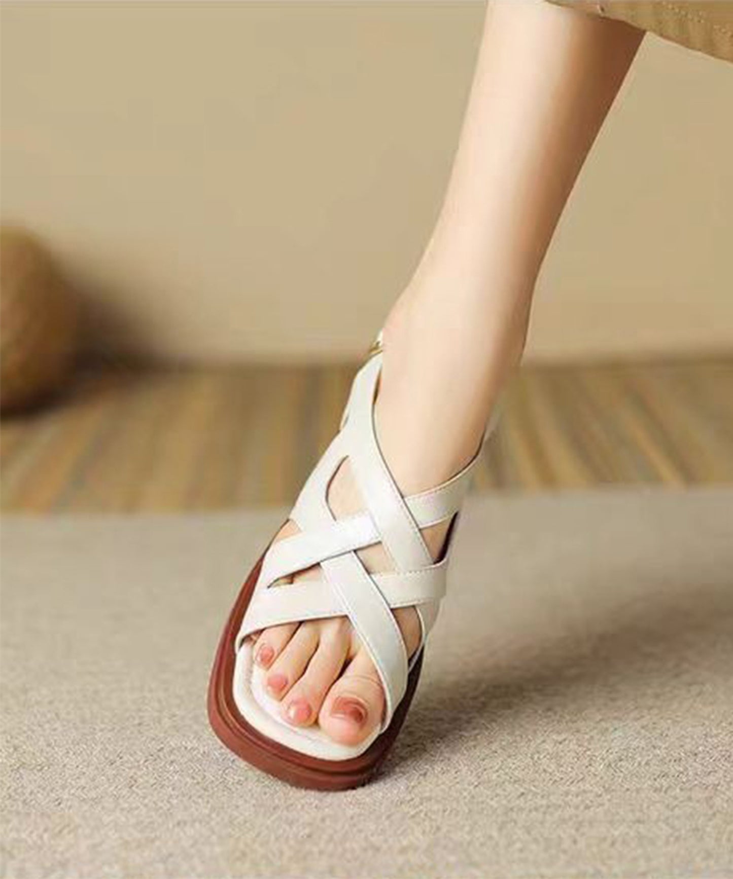 レザー調 クロス バックストラップ フラット サンダル