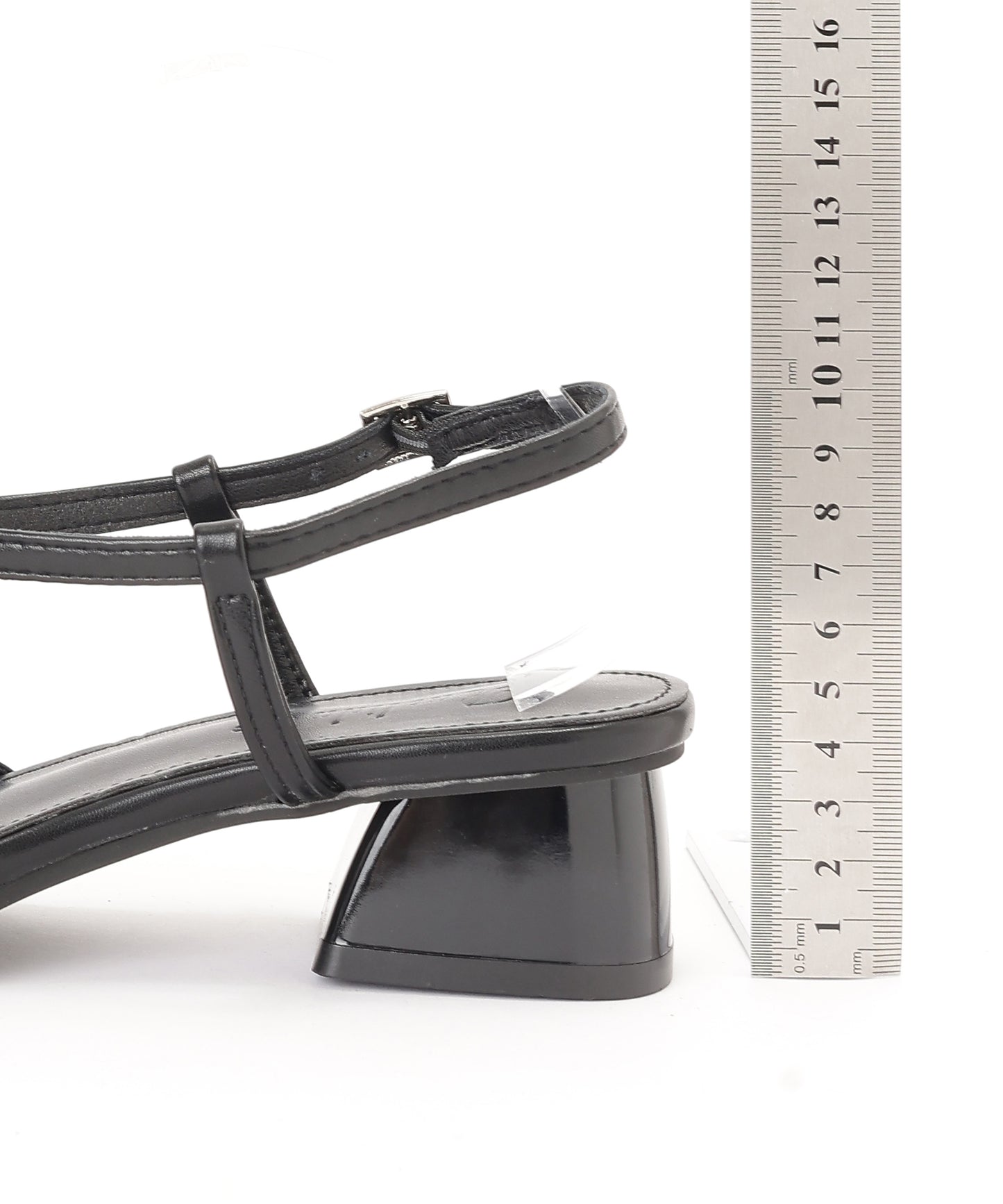 レザー調 メタルモチーフ クロスストラップ 親指トング サンダル