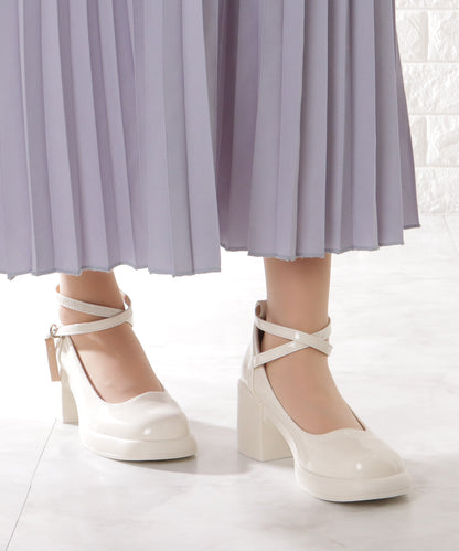 レザー調 厚底 ストラップ ボリューム パンプス