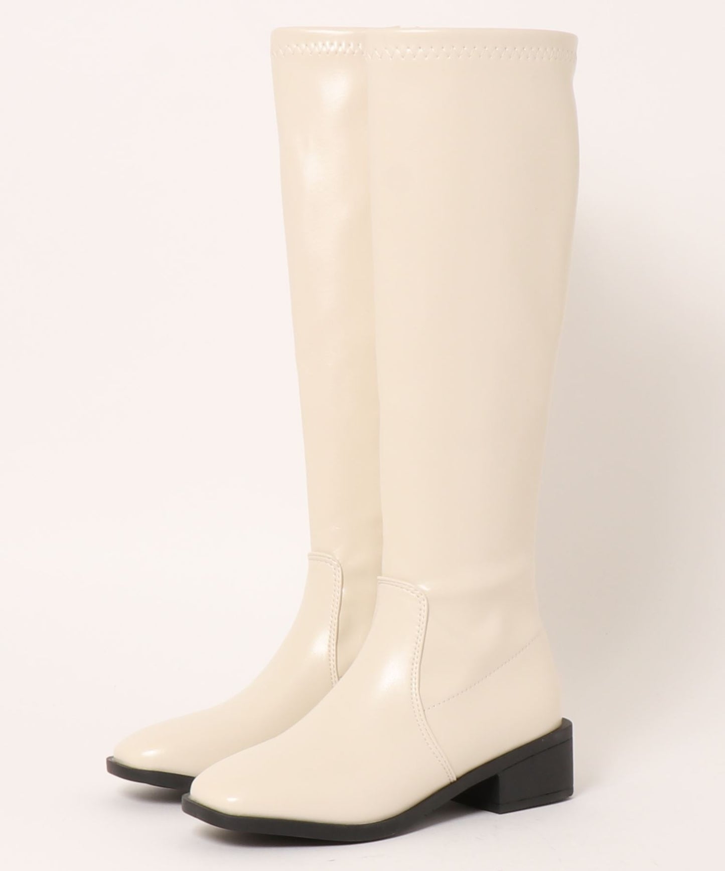 レザー調ローヒールサイドファスナーブーツ