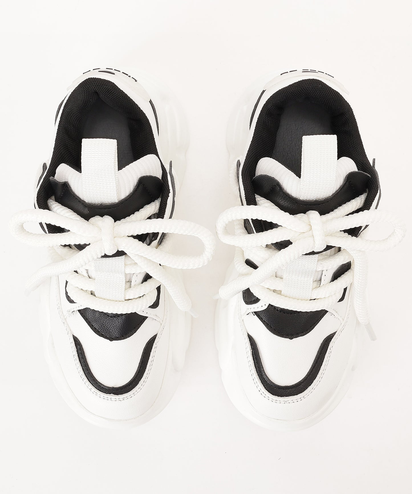 厚底 ボリューム アグリー ダッド スニーカー