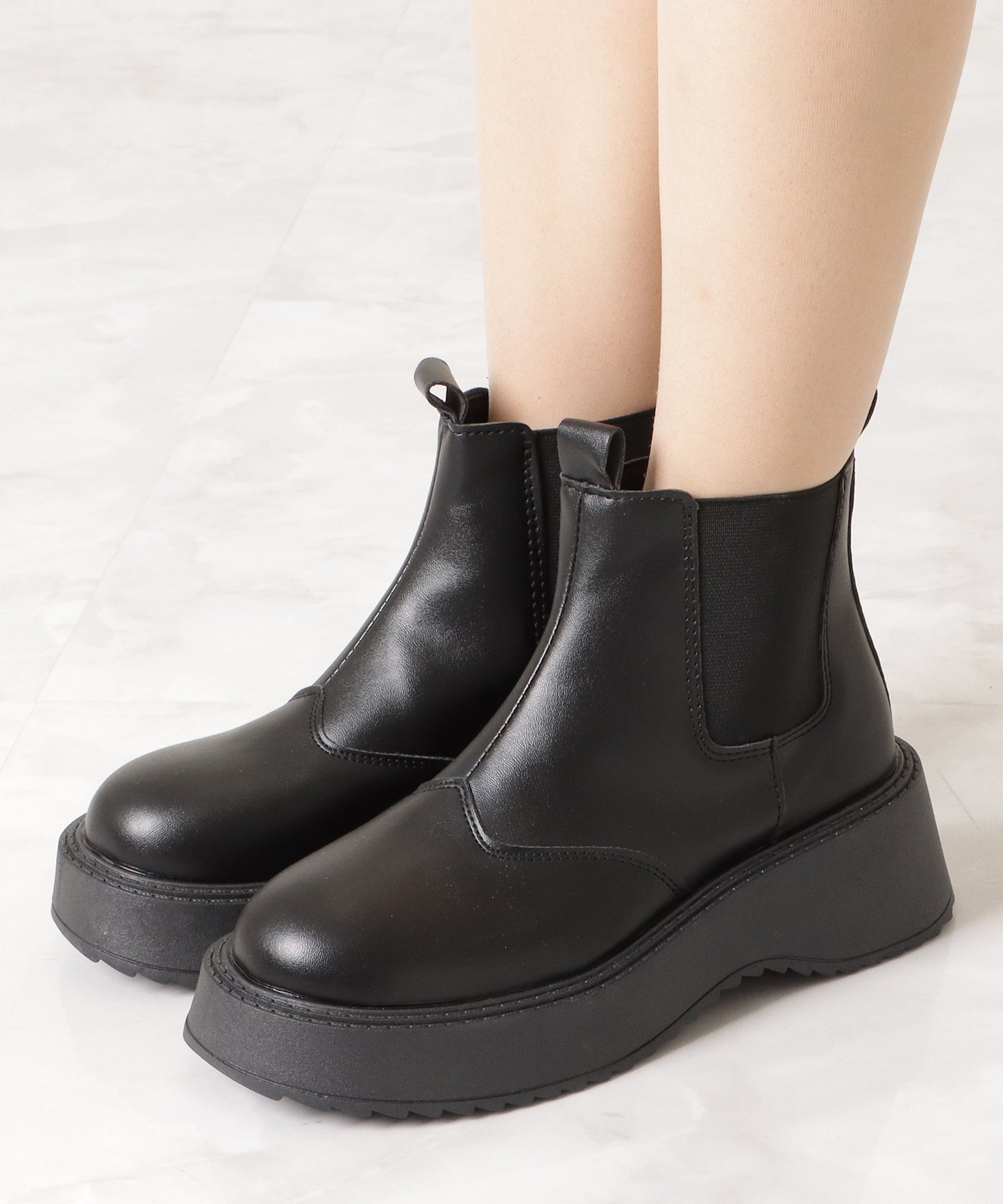 厚底サイドゴアショートブーツ