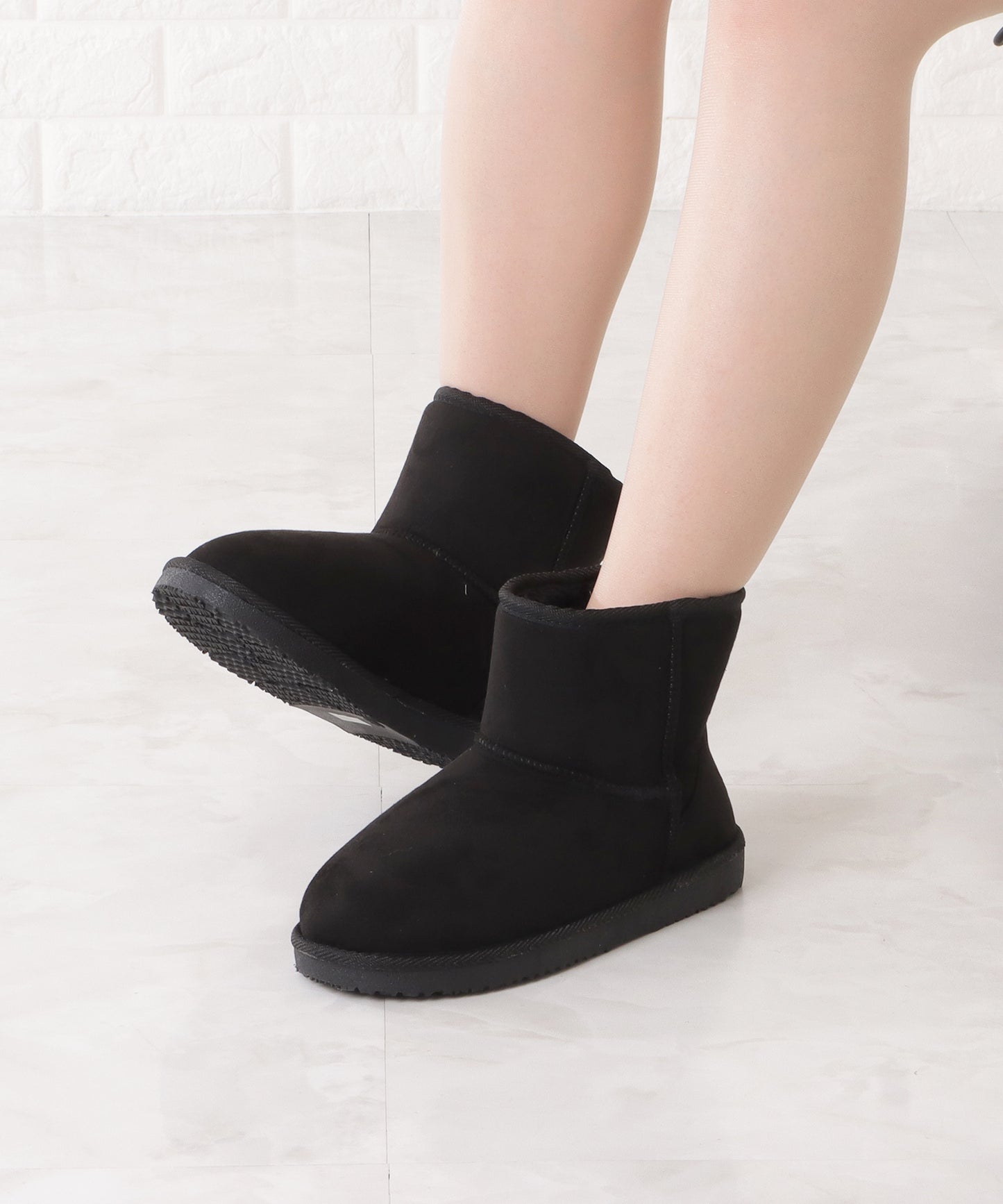 ショートムートンブーツ