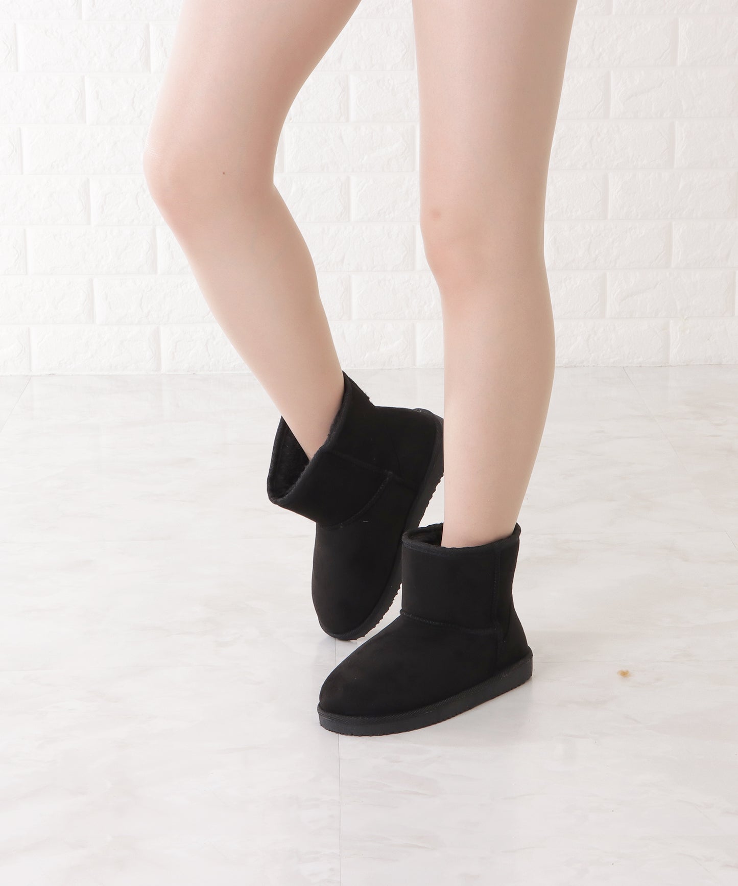 ショートムートンブーツ