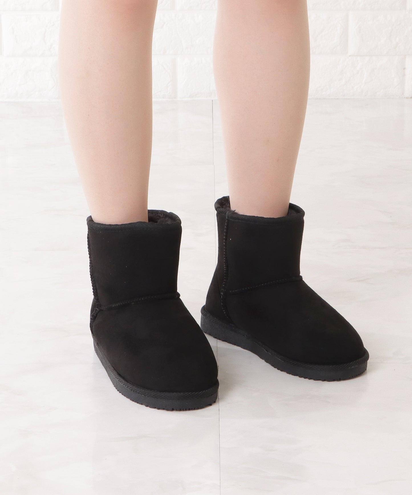 ショートムートンブーツ