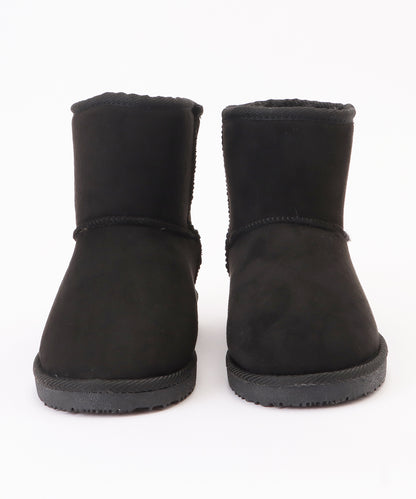 ショートムートンブーツ