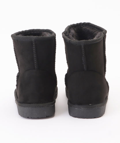 ショートムートンブーツ