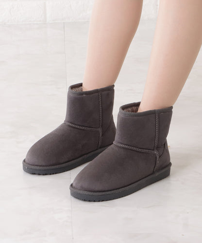 ショートムートンブーツ