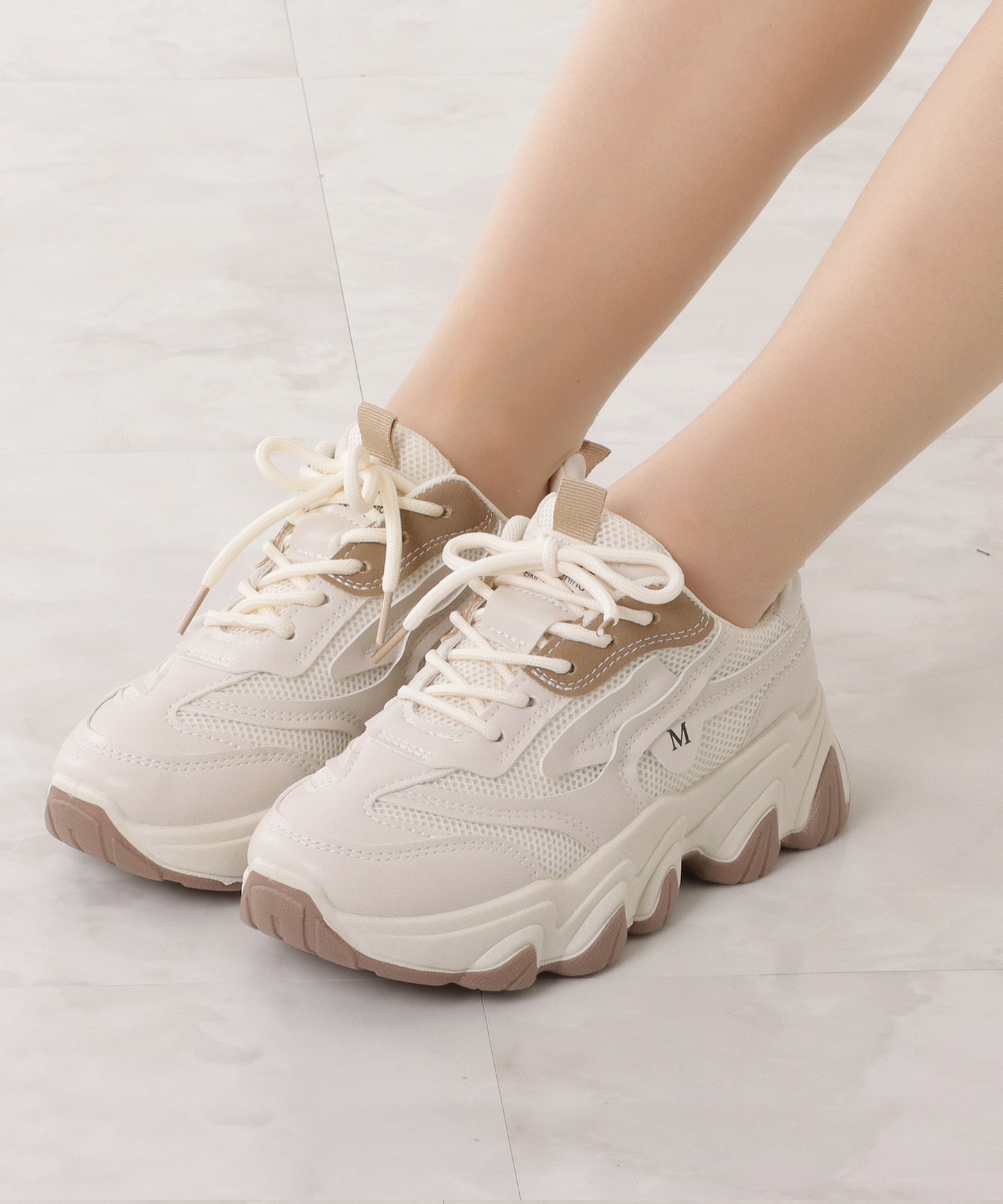 厚底メッシュダッドスニーカー