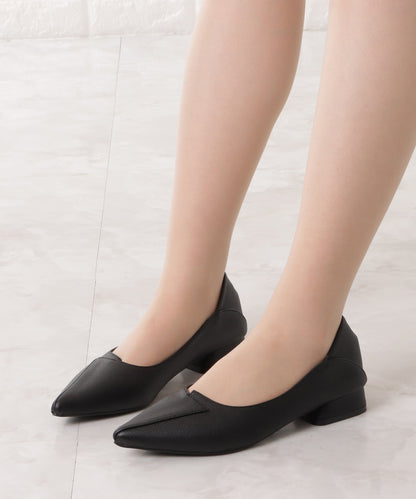 レザー調レイヤードローヒールパンプス