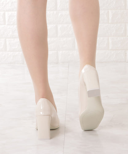 エナメル調ボリュームヒールスクエアパンプス
