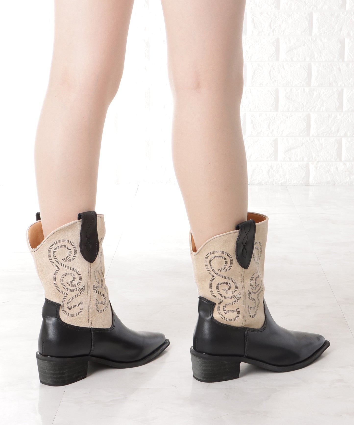 バイカラーミドル丈刺繍ウエスタンブーツ