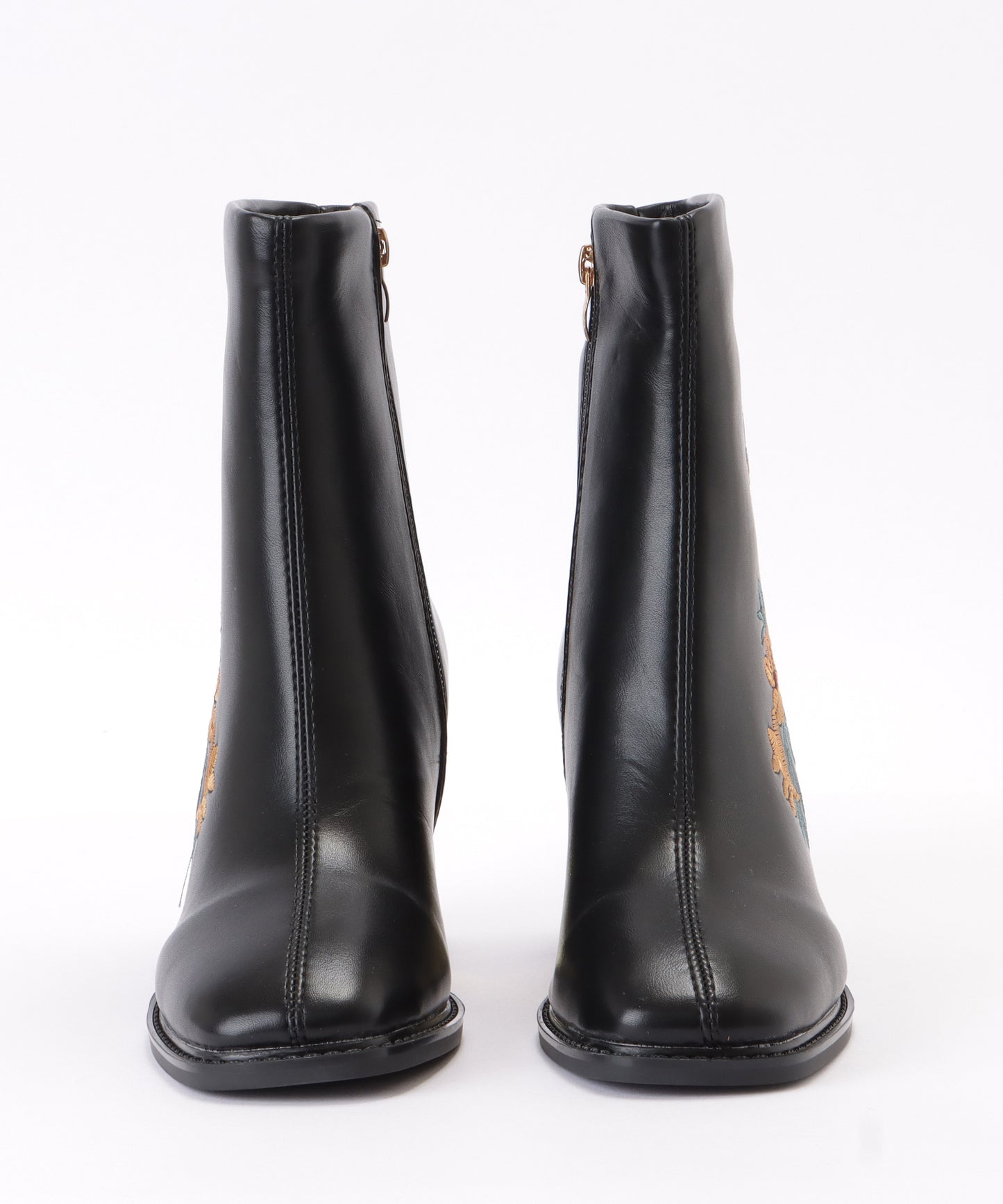 花柄刺繍チャンキーショートブーツ