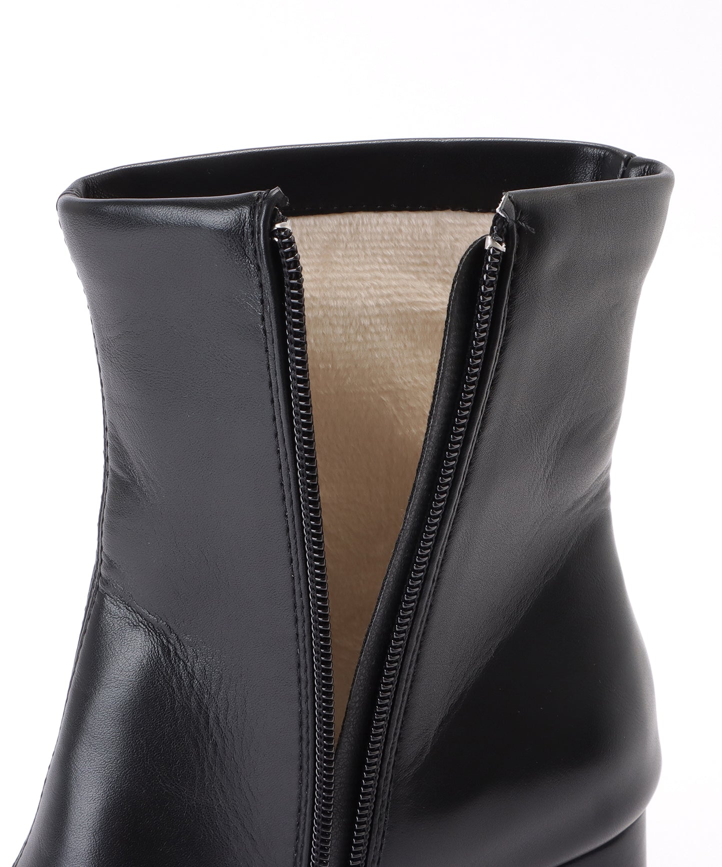 花柄刺繍チャンキーショートブーツ