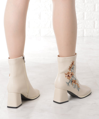 花柄刺繍チャンキーショートブーツ