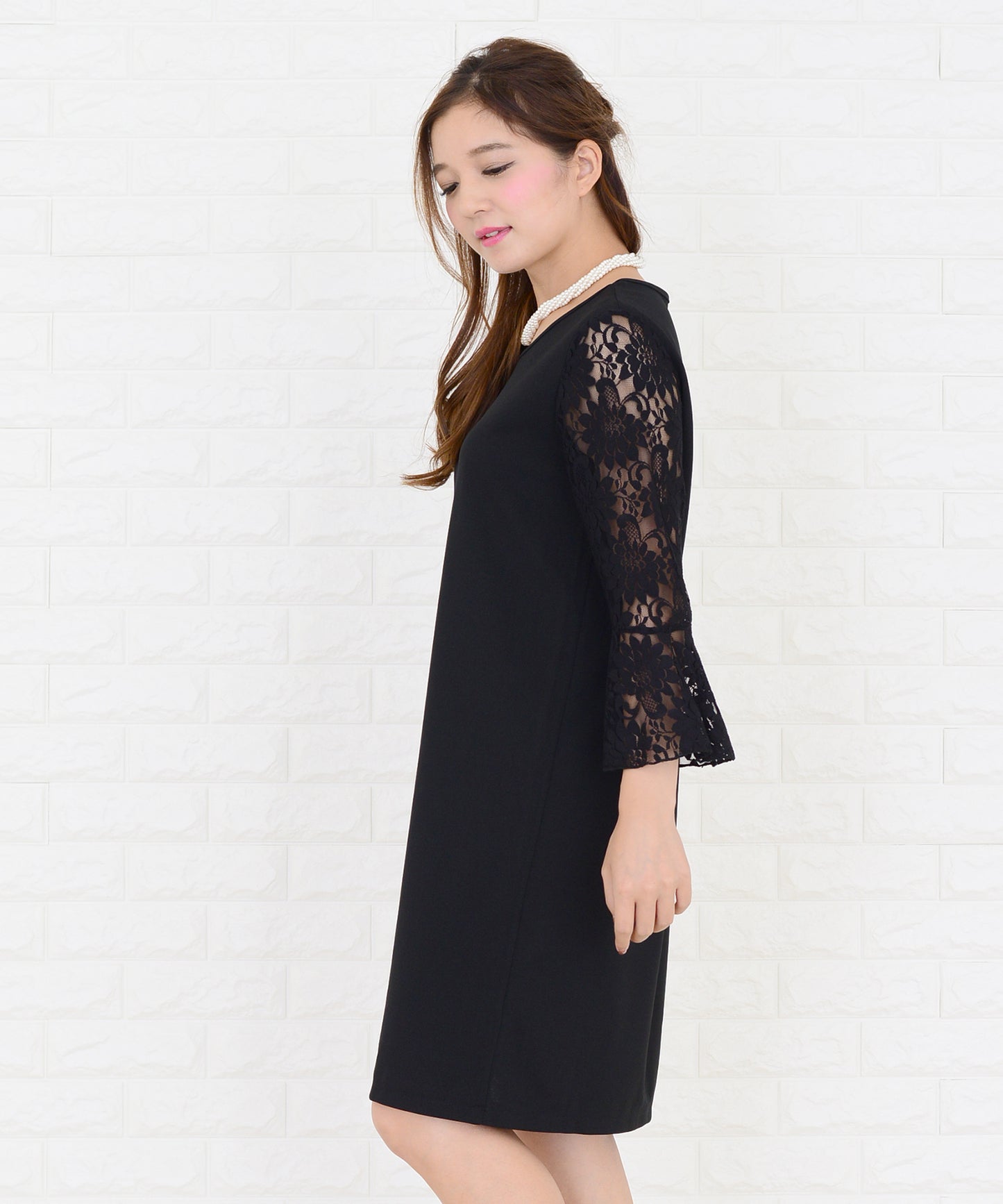 レースフリル長袖膝丈ドレス・ワンピース