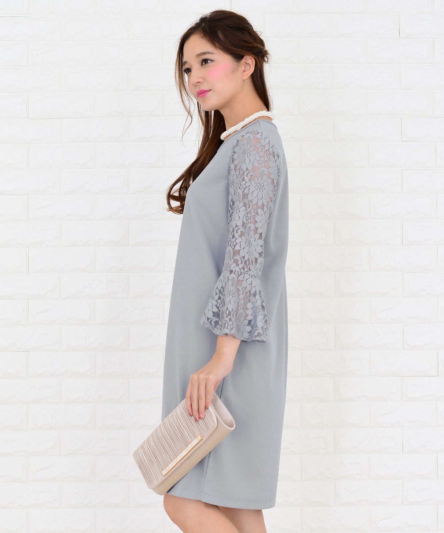 レースフリル長袖膝丈ドレス・ワンピース