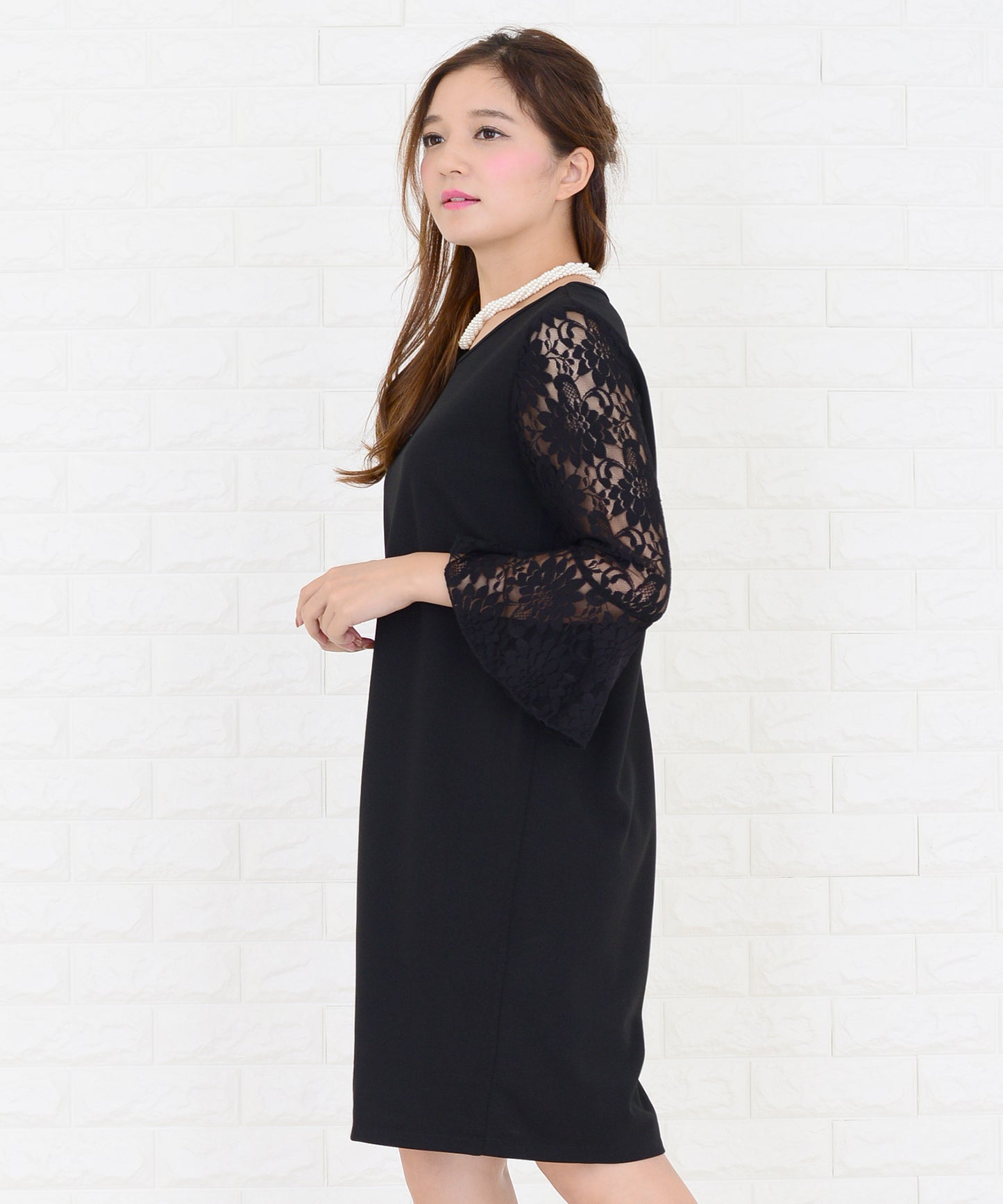 レースフリル長袖膝丈ドレス・ワンピース