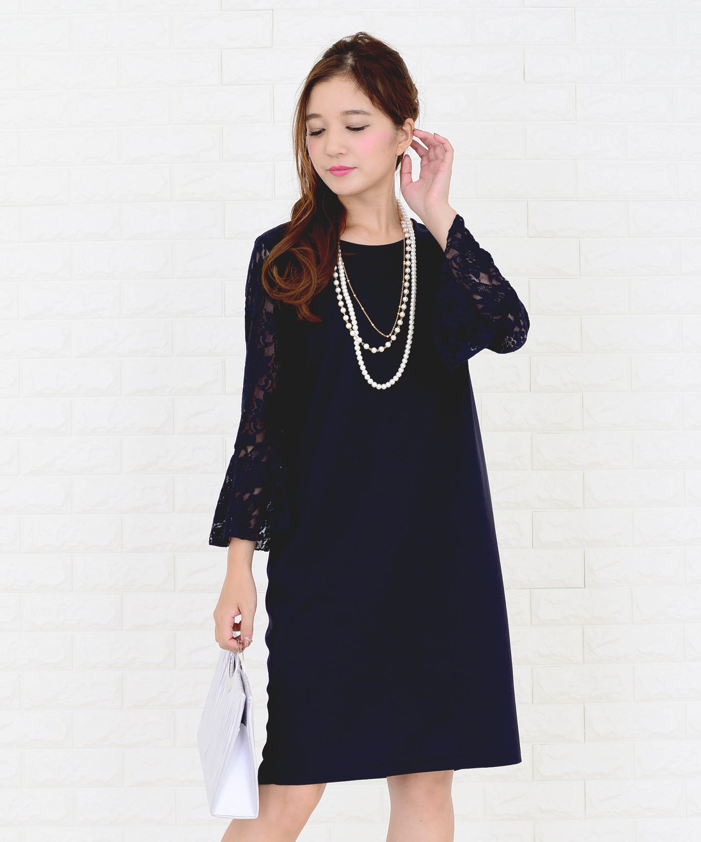 レースフリル長袖膝丈ドレス・ワンピース