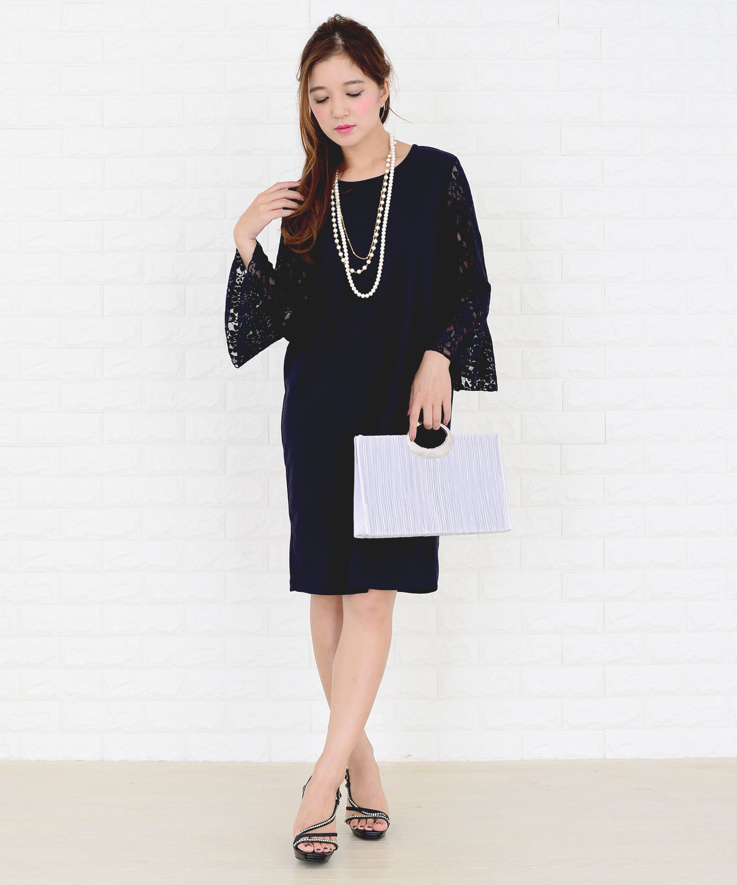 レースフリル長袖膝丈ドレス・ワンピース