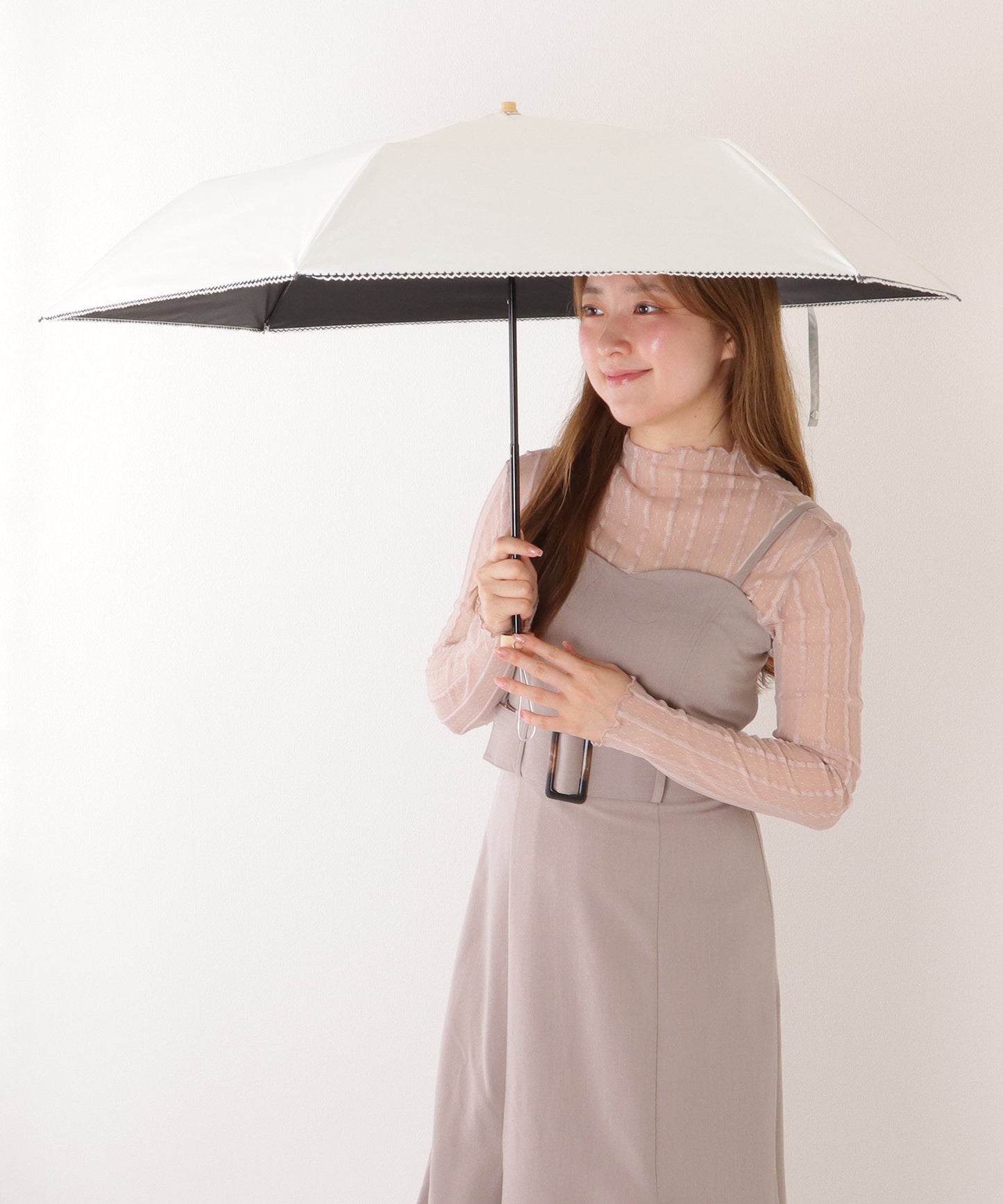 【雨晴兼用】ソリッドカラー ウッドハンドル スカラップ 折りたたみ傘