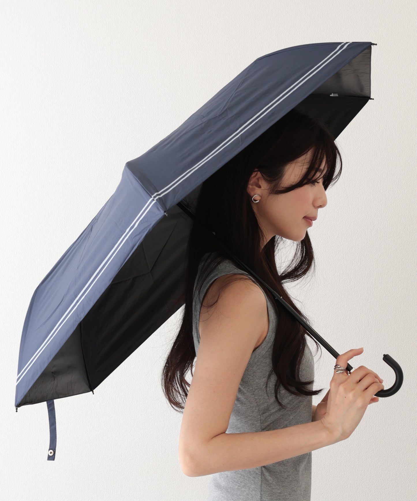 晴雨兼用 ソリッドカラー ベーシック 三つ折り 折りたたみ傘