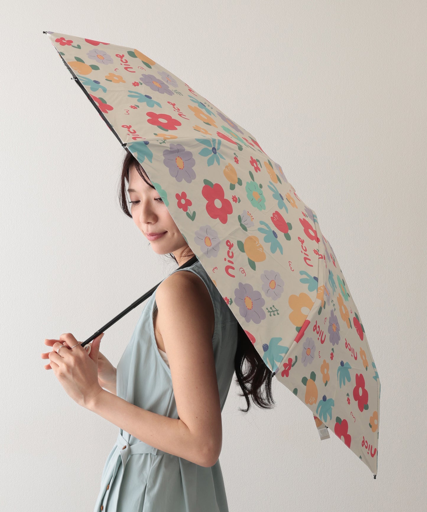晴雨兼用 レトロ フラワー 遮光 折りたたみ傘